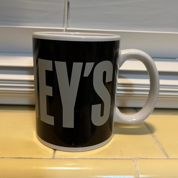 Hershey’s Mug - Picture 8 of 8